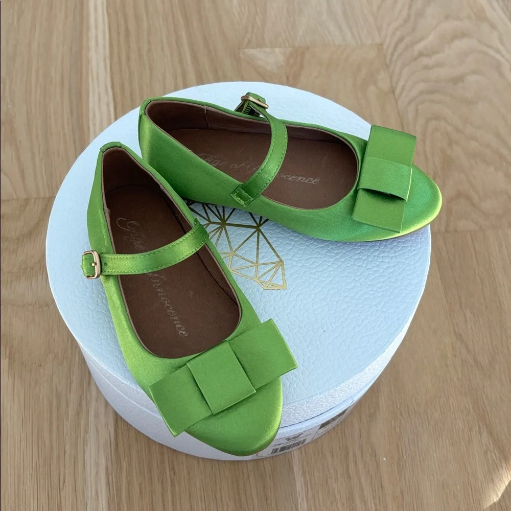 Age of Innocence Ellen Satin Green Mary Jane Bow Shoes